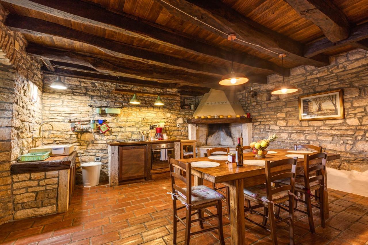 Casa Mazuli Grožnjan Exterior foto