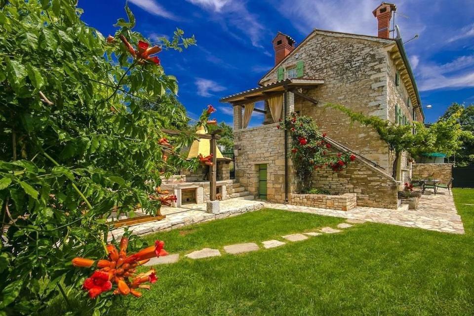 Casa Mazuli Grožnjan Exterior foto